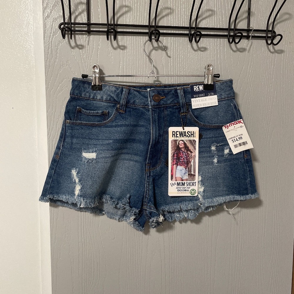 Super high rise mom short